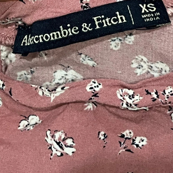 Abercrombie & Fitch Floral Blouse - Picture 3 of 4